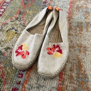 Vera Bradley Floral Embroidered Women's Espadrilles